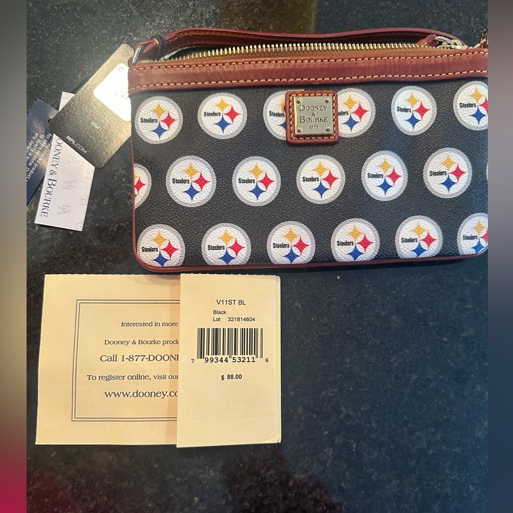 Limited Edition Dooney & Bourke Pittsburgh Steelers Signature Wristlet - Picture 2 of 9